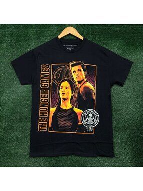 The Hunger Games Peeta and Katniss T-Shirt Size Medium